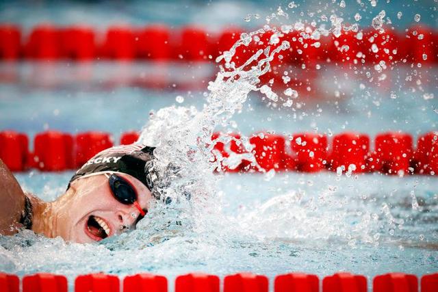 多場比賽中 多場比賽中